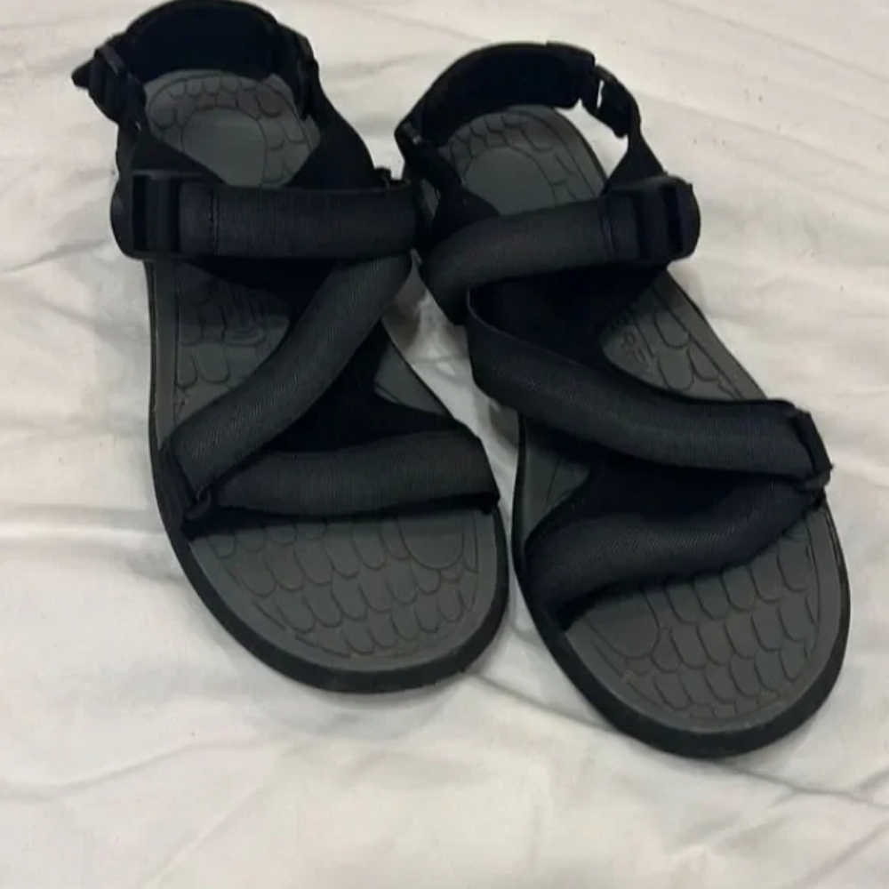 Waterproof strap sandals - Picture 7 of 7